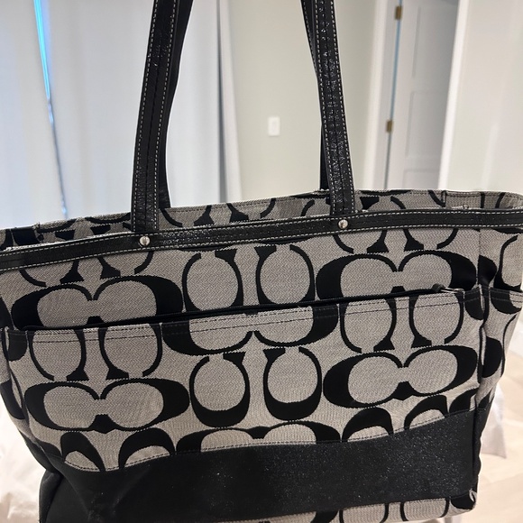 Coach Tote - Picture 2 of 5